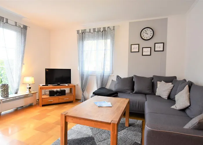 7010 Haus Lotti